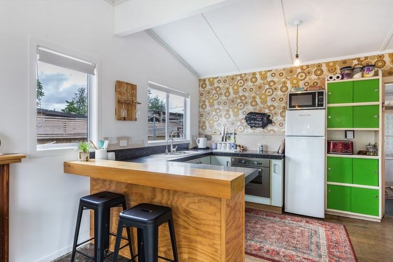 Photo of property in 12 Rangatira Drive, Mangakino, 3421