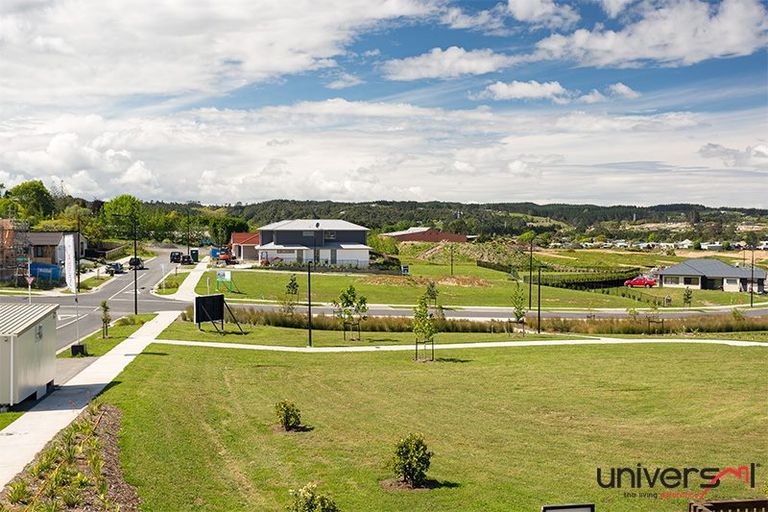 Photo of property in 14b Dida Park Drive, Kumeu, 0810