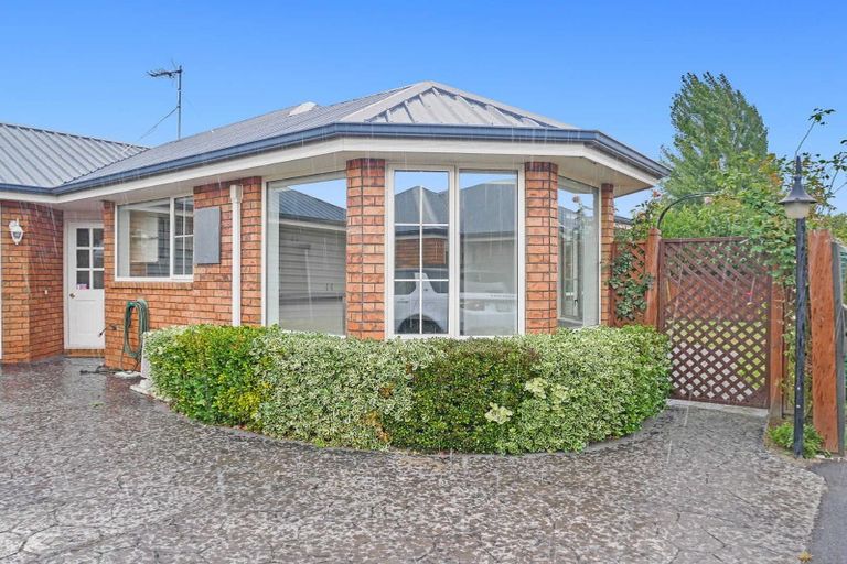 Photo of property in 14 Ashmore Lane, Strowan, Christchurch, 8052