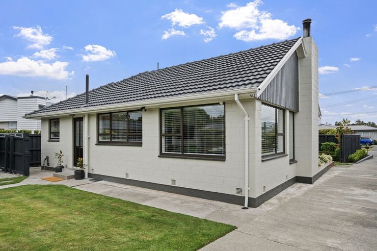 Photo of property in 88 Cotswold Avenue, Bishopdale, Christchurch, 8053