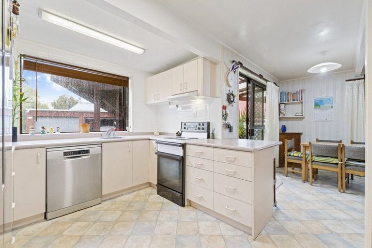 Photo of property in 421 Fitzgerald Road, Drury, 2577