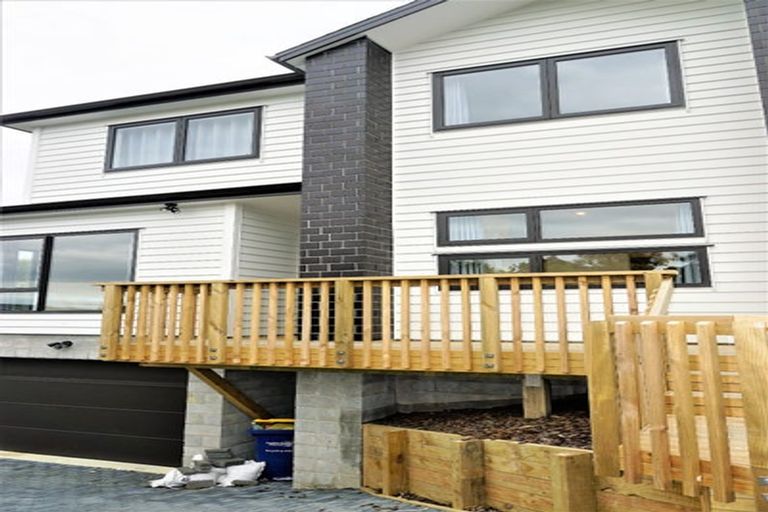 Photo of property in 17c Lavery Place, Sunnynook, Auckland, 0632