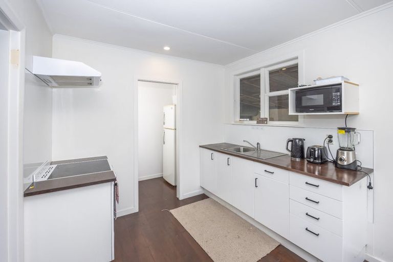 Photo of property in 1 Kenney Crescent, Fairfield, Hamilton, 3214