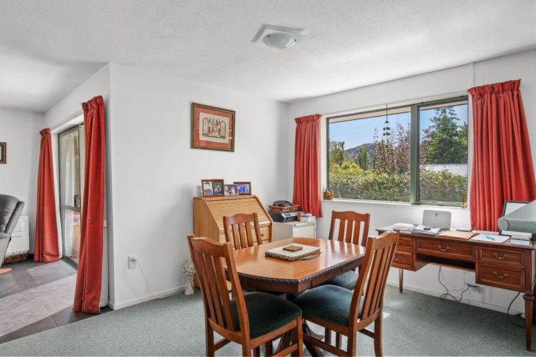 Photo of property in 6 Old Bridge Road, Bridge Hill, Alexandra, 9320