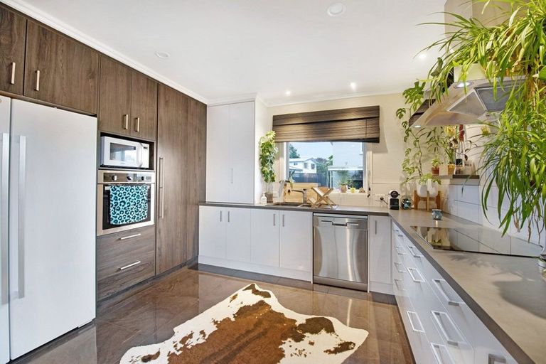 Photo of property in 8 Warren Kelly Street, Richmond, 7020