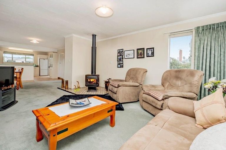 Photo of property in 37 Petticoat Lane, Doyleston, 7682