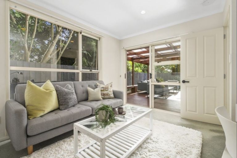 Photo of property in 25k Wellesley Road, Mangere Bridge, Auckland, 2022