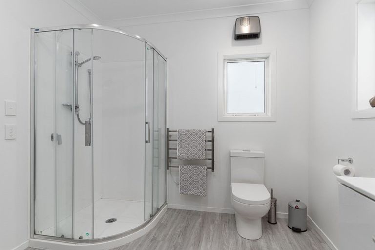 Photo of property in 8 Mahupuku Street, Greytown, 5712