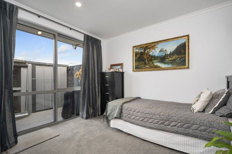 Photo of property in Waterview Estate, 26/4 Greystone Place, Omokoroa, 3114