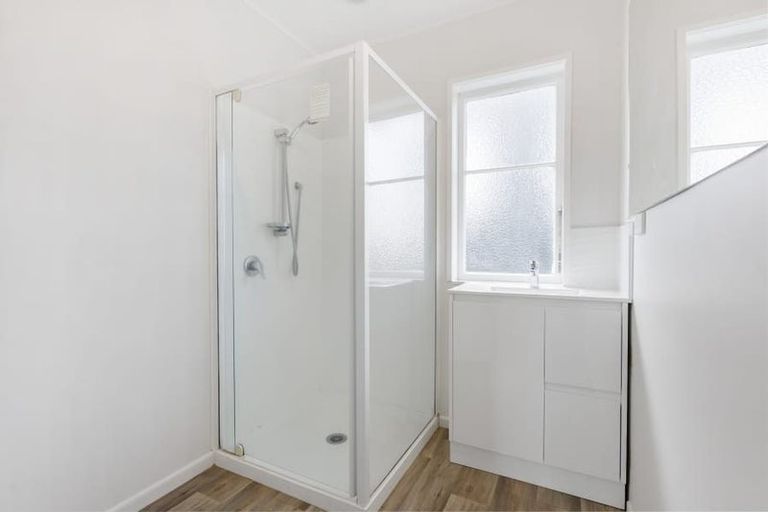 Photo of property in 18b Calvert Avenue, Mangere East, Auckland, 2024