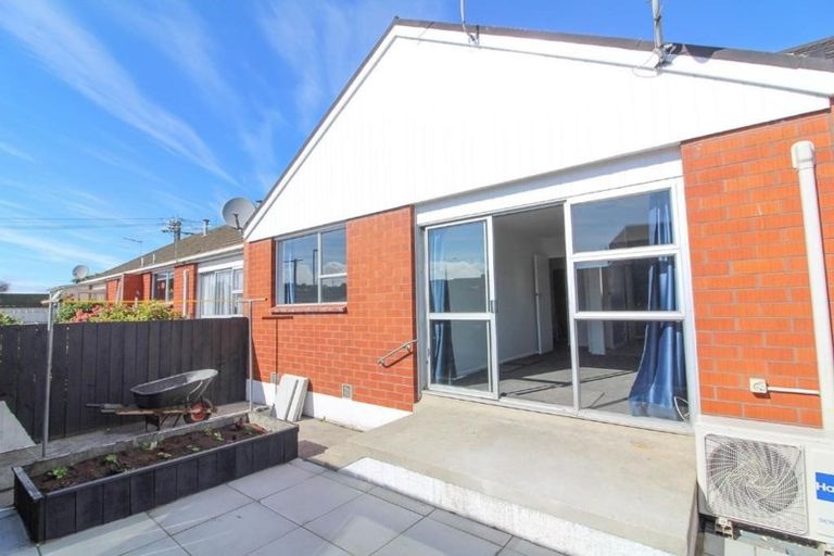 Photo of property in 20i Oxford Street, South Dunedin, Dunedin, 9012