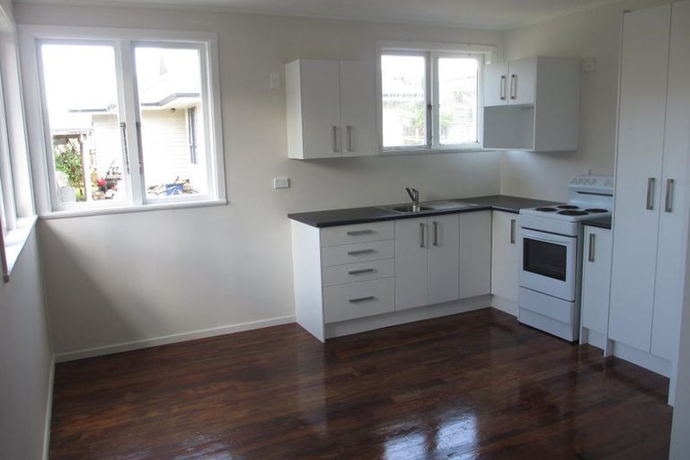 Photo of property in 440 West Coast Road, Glen Eden, Auckland, 0602