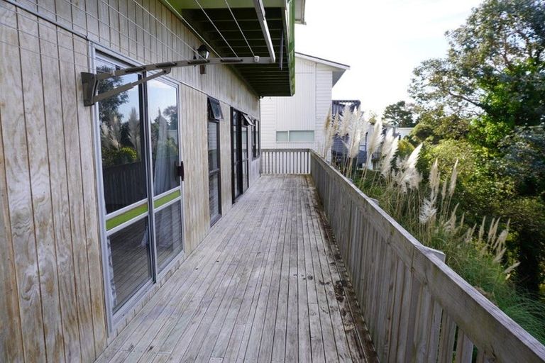 Photo of property in 27 Spinnaker Drive, Whitby, Porirua, 5024