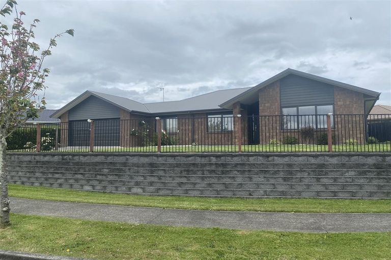 Photo of property in 90 Stirling Drive, Morrinsville, 3300