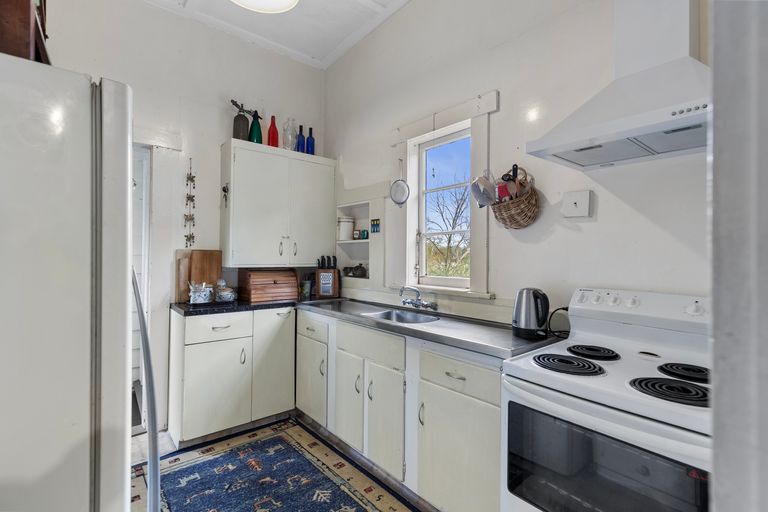 Photo of property in 194 Great South Road, Huntly, 3700