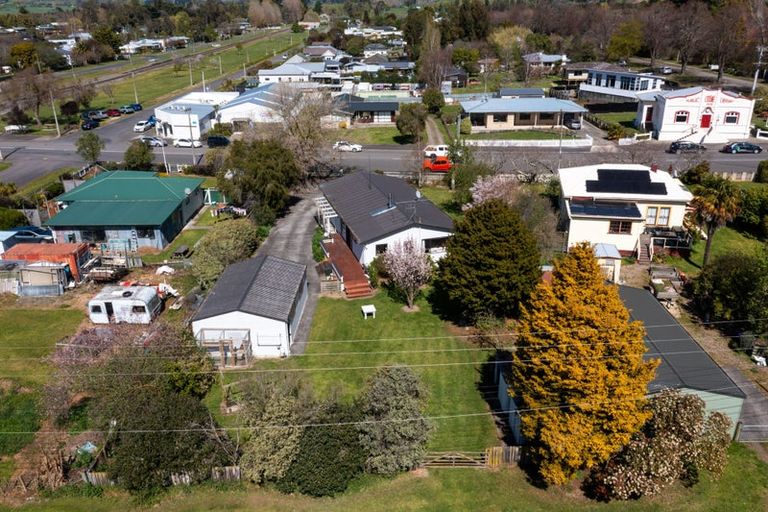 Photo of property in 33 Higginson Street, Otane, 4202