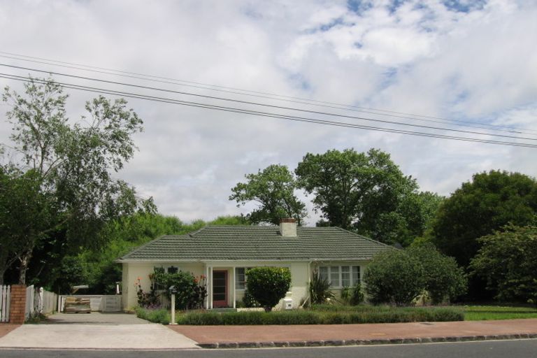 Photo of property in 22 Pasadena Avenue, Point Chevalier, Auckland, 1022