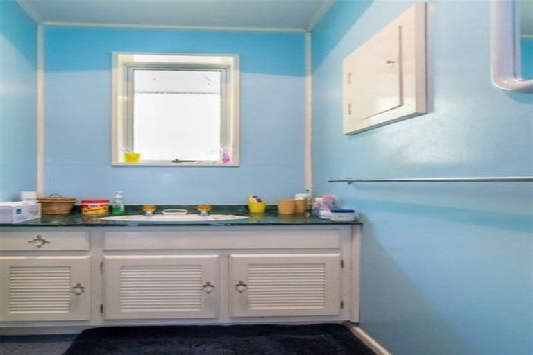 Photo of property in 114a Main South Road, Green Island, Dunedin, 9018