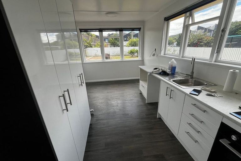 Photo of property in 46 Treadwell Street, Naenae, Lower Hutt, 5011