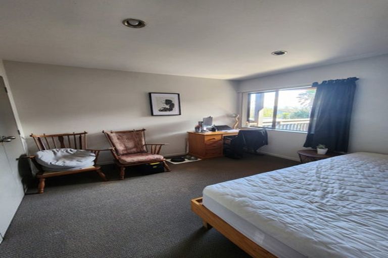 Photo of property in 17b Scotstoun Place, Glen Eden, Auckland, 0602