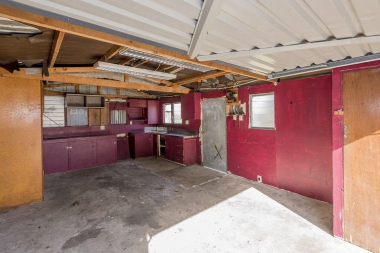 Photo of property in 20 Temuera Street, Otaki, 5512