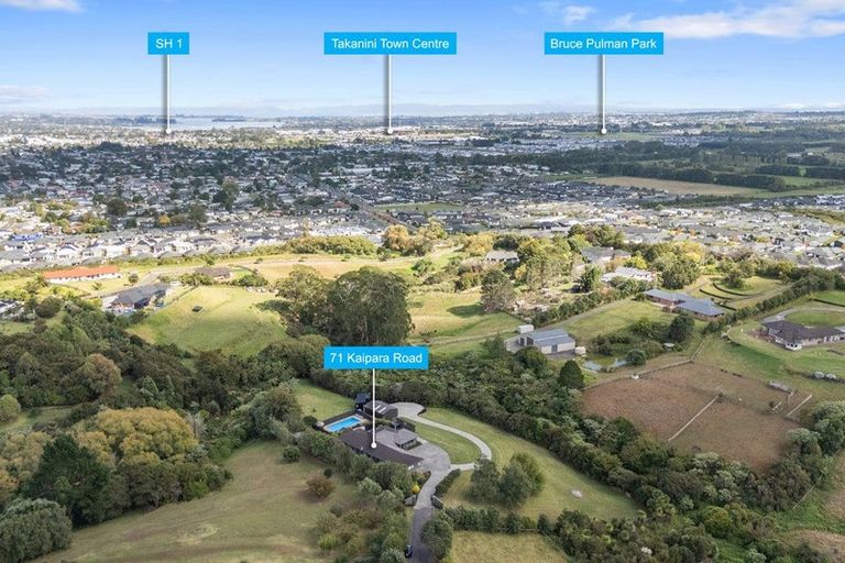 Photo of property in 71 Kaipara Road, Papakura, 2582