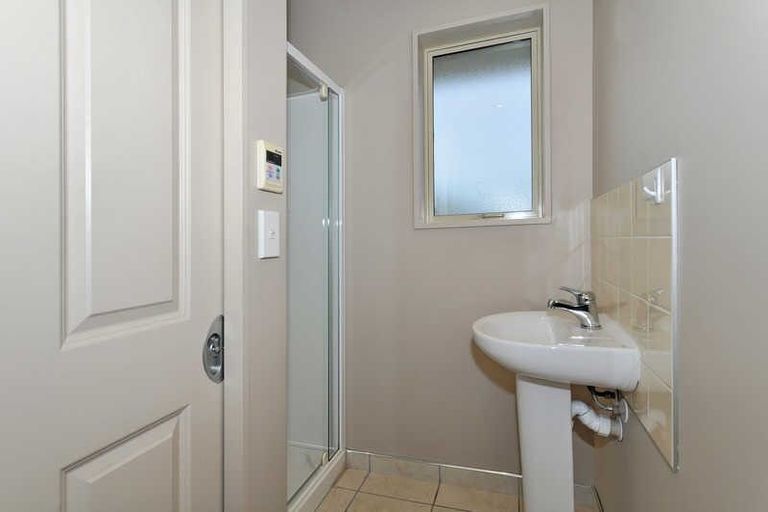 Photo of property in 17 Jasper Place, Northwood, Christchurch, 8051