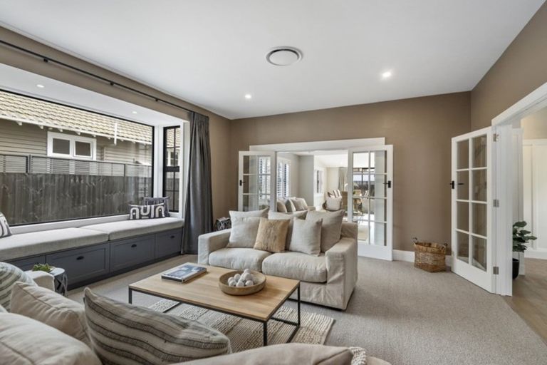 Photo of property in 61 Knowles Street, St Albans, Christchurch, 8052