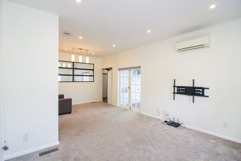 Photo of property in 4 Meadows Avenue, Waiwhetu, Lower Hutt, 5010