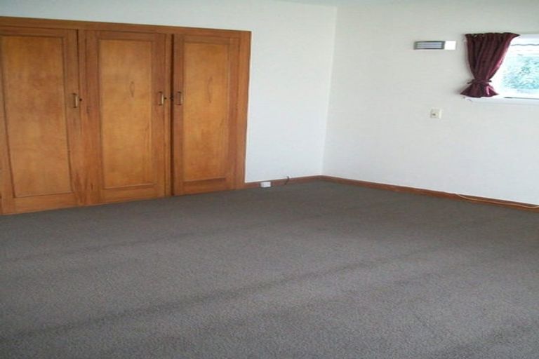 Photo of property in 153 Memorial Avenue, Burnside, Christchurch, 8053