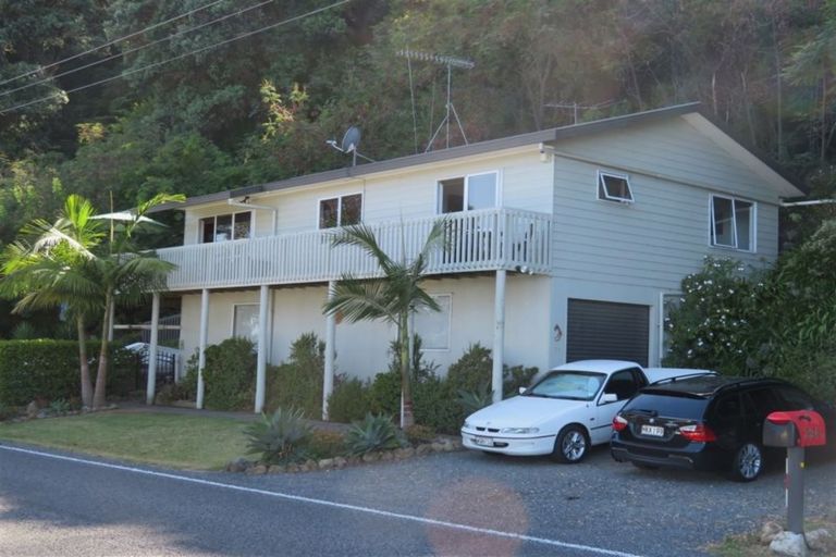 Photo of property in 394 Thames Coast Road, Thornton Bay, Thames, 3575