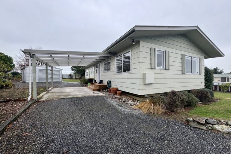 Photo of property in 19 Baillie Crescent, Carterton, 5713