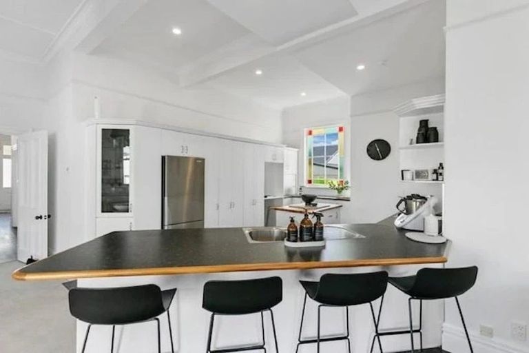 Photo of property in 26 High Street, Petone, Lower Hutt, 5012