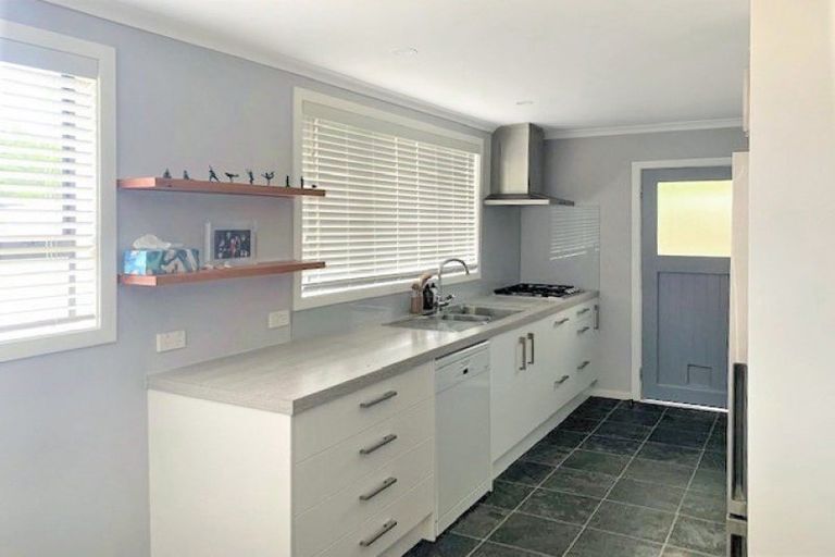 Photo of property in 6 Ruanui Street, Himatangi Beach, Foxton, 4891