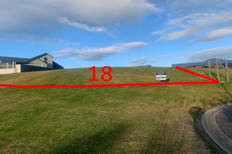 Photo of property in 18 Tawera Place, Te Anau, 9679