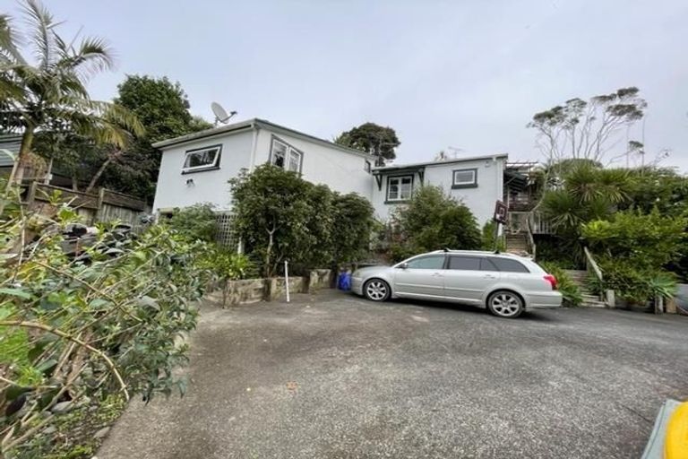 Photo of property in 38 Hythe Terrace, Mairangi Bay, Auckland, 0630