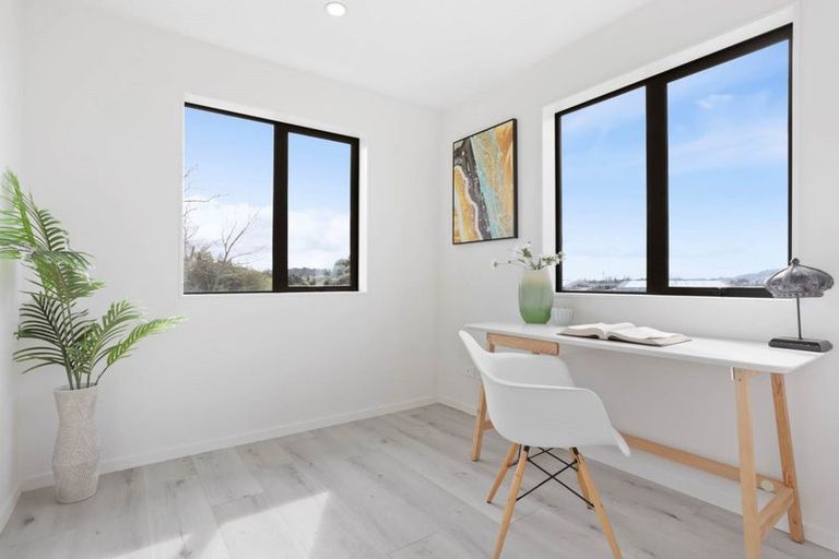 Photo of property in 8/418 Richardson Road, Mount Roskill, Auckland, 1041