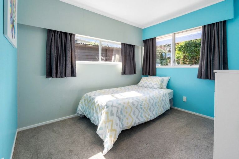 Photo of property in 19c Te Anau Place, Pakuranga Heights, Auckland, 2010