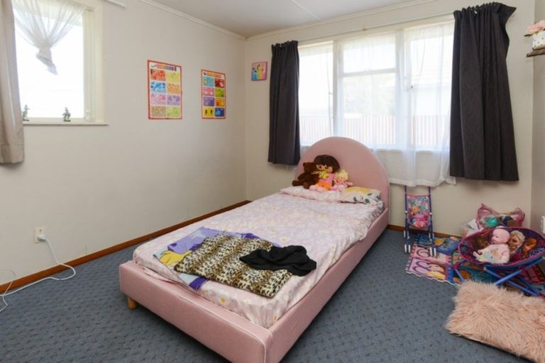 Photo of property in 802 Huia Street, Camberley, Hastings, 4120