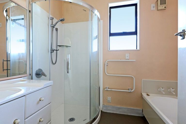 Photo of property in 206 Wolseley Street, Mayfair, Hastings, 4122