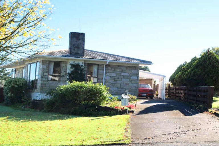 Photo of property in 2/55 Rodney Street, Howick, Auckland, 2014