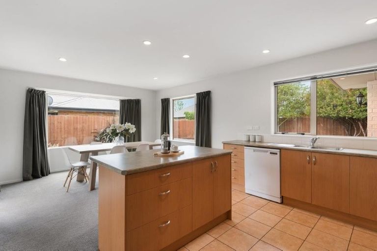 Photo of property in 57 Coolspring Way, Redwood, Christchurch, 8051