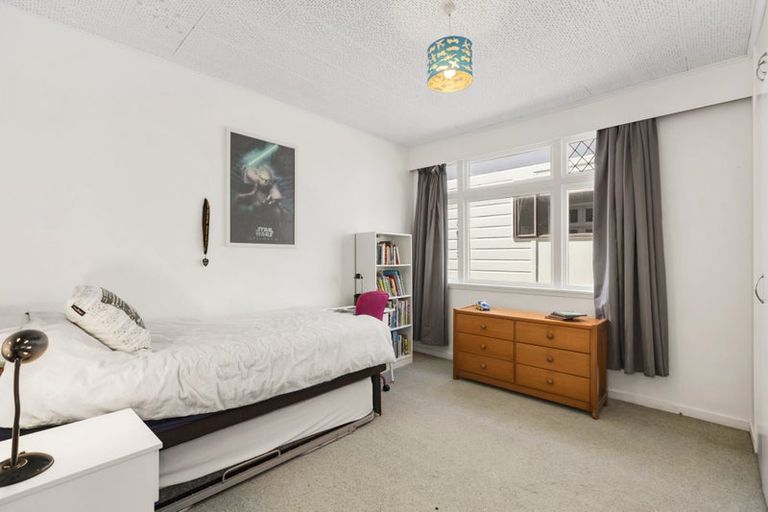 Photo of property in 10 Moselle Street, Island Bay, Wellington, 6023