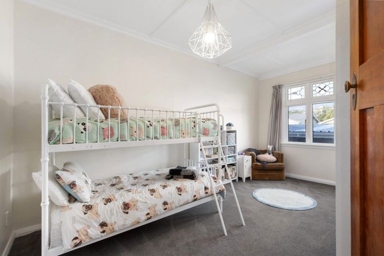 Photo of property in 5 Torridon Road, Miramar, Wellington, 6022