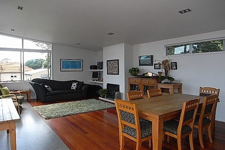Photo of property in 57 Moa Road, Point Chevalier, Auckland, 1022