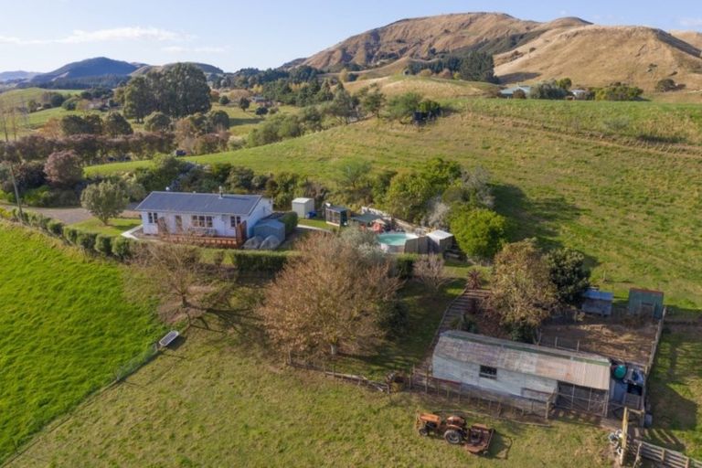 Photo of property in 1841 Dartmoor Road, Dartmoor, Napier, 4186