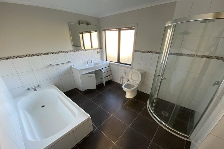 Photo of property in 35 Wilford Street, Wallaceville, Upper Hutt, 5018