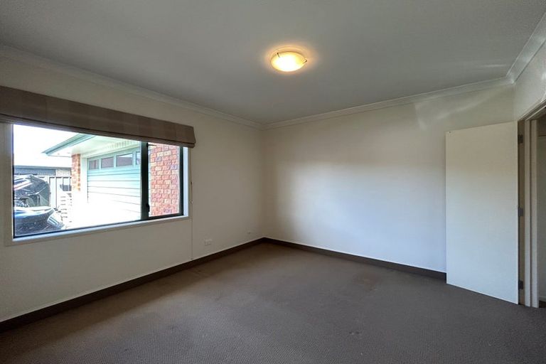 Photo of property in 10 Lewis Way, Poraiti, Napier, 4112