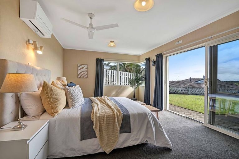 Photo of property in 6 Renown Place, Spotswood, New Plymouth, 4310