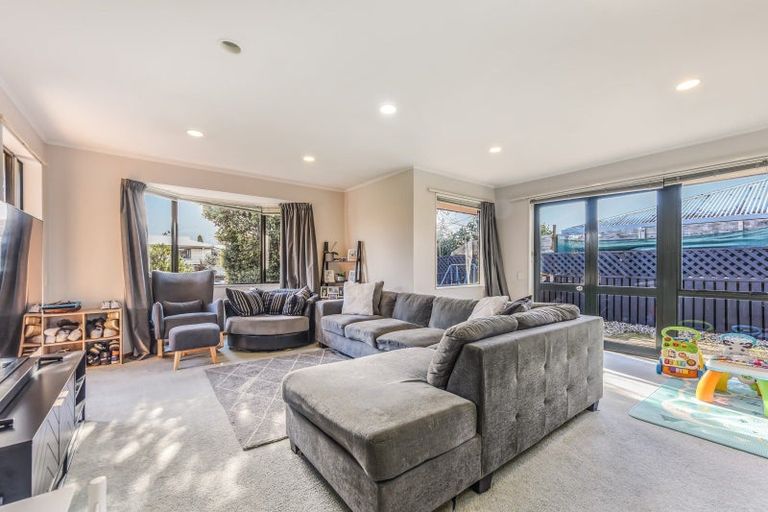 Photo of property in 2 Harcourt Place, Wakefield, 7025